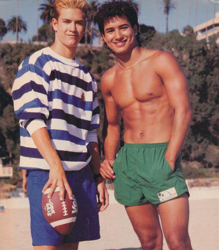 sauve-par-le-gong-mario-lopez-torse-nue